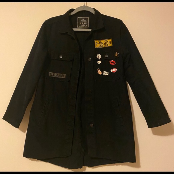 Black Jacket - Picture 1 of 3